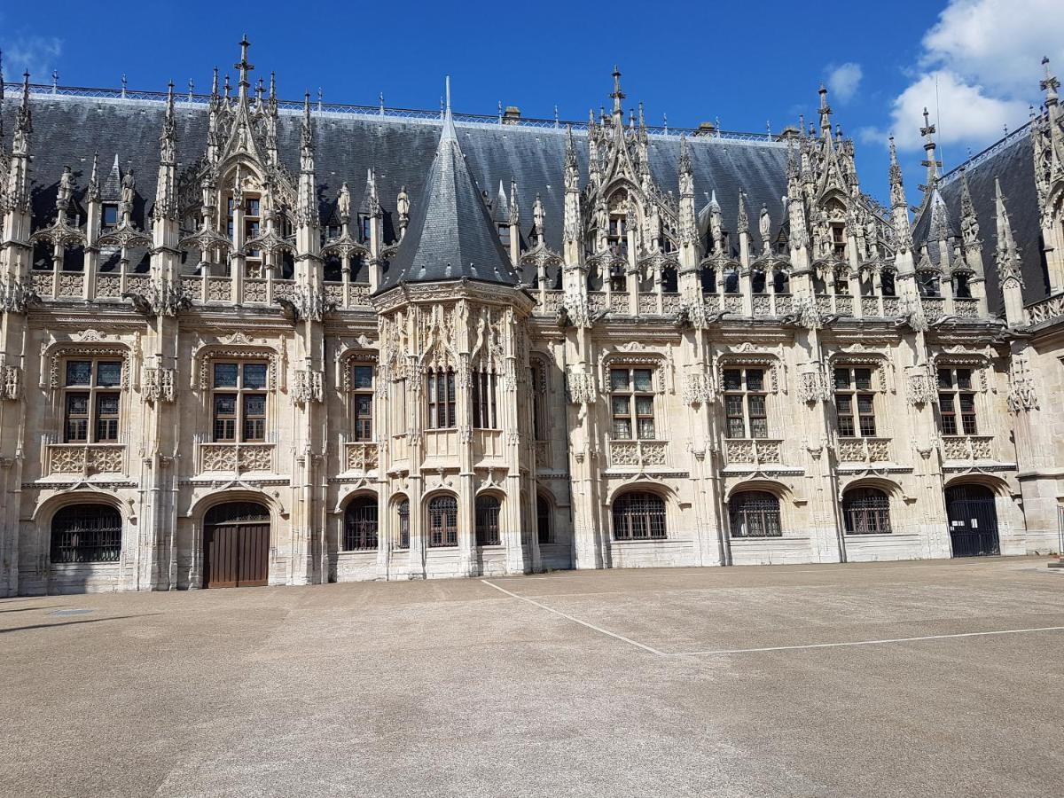 L'Echiquier de Normandie confort cosy et vue premium Rouen Extérieur photo